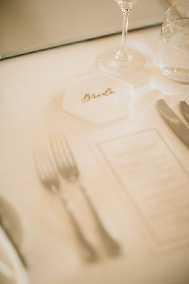 Marble place cards for wedding